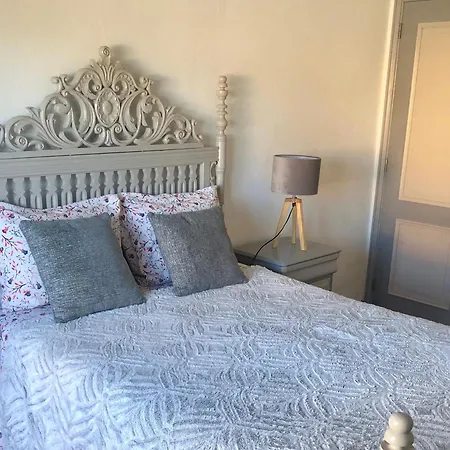 Holiday home Alojamento Santa Helena A dos Cunhados