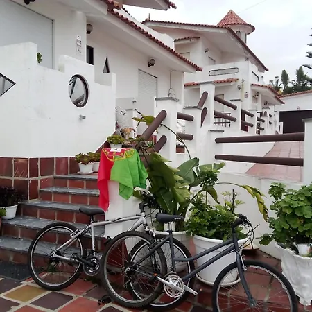 Alojamento Santa Helena בית נופש *