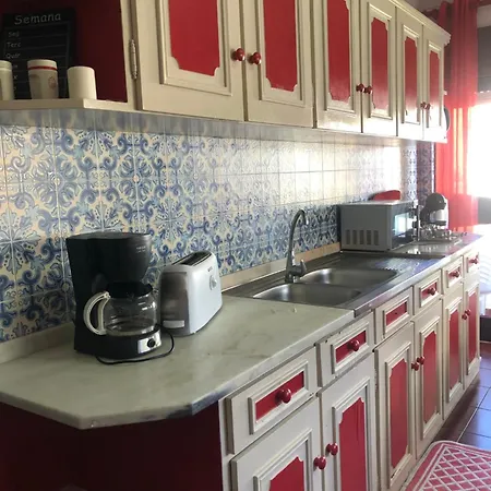 בית נופש Alojamento Santa Helena אה דוס קונהאדוס