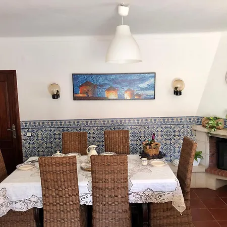 Alojamento Santa Helena בית נופש אה דוס קונהאדוס