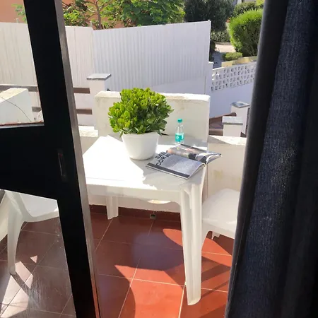 Alojamento Santa Helena אה דוס קונהאדוס