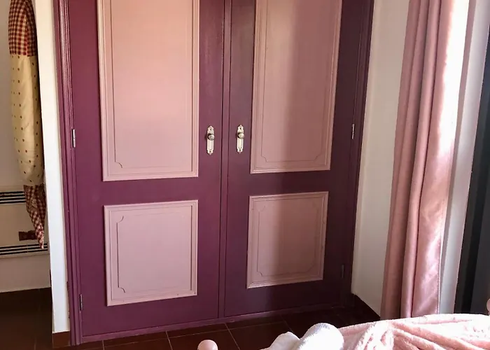 Alojamento Santa Helena * אה דוס קונהאדוס