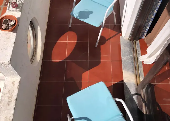 בית נופש Alojamento Santa Helena אה דוס קונהאדוס