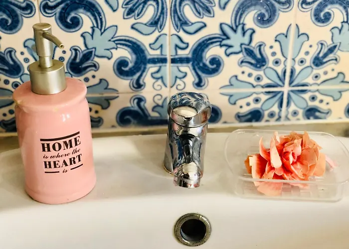 בית נופש Alojamento Santa Helena *